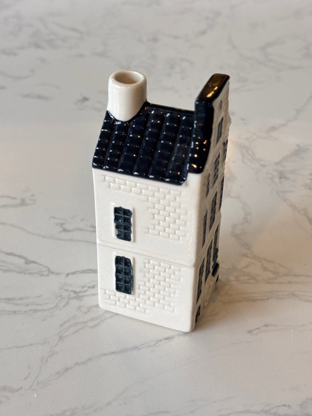 KLM #68 Blue Delft House by BOLS - Picture 4 of 7